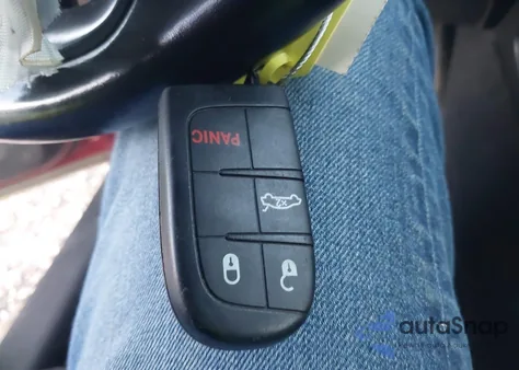 2021 Dodge Challenger R/T z USA, uszkodzony, nr VIN 2C3CDZBT8MH524824